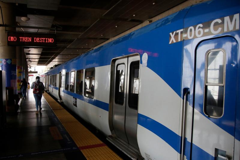 Agencia Uno - EFE anuncia plan de contingencia ante paralización de servicios de trenes en Valparaíso
