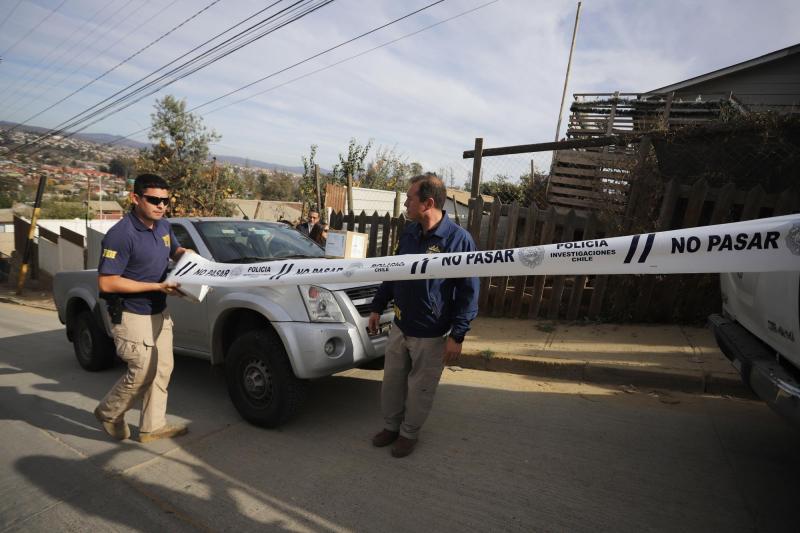 Las pericias en el domicilio de Hugo Bustamante - Agencia Uno