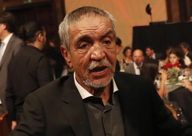 Agencia Uno - Farkas decide ayudar a Martín Vargas