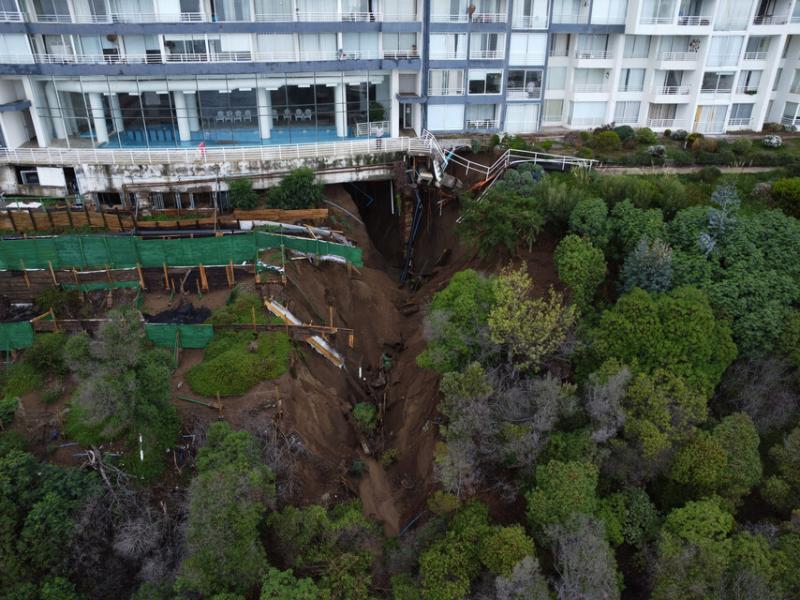 Socavón en Viña del Mar - Aton