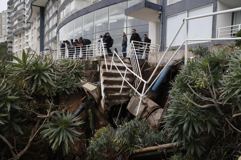 Nuevo socavón en Viña del Mar - Aton