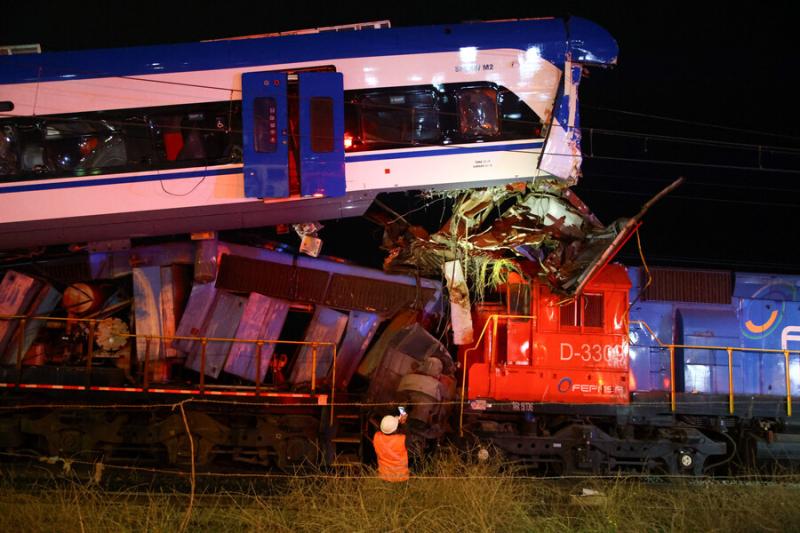 AFP - AFP - Identifican a los dos fallecidos en choque de trenes en San Bernardo