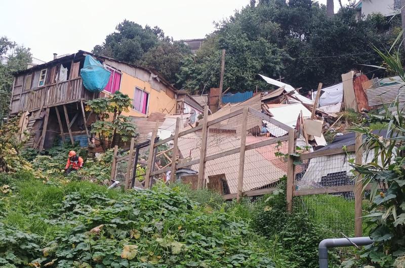 T13 - Derrumbe en cerro de Viña del Mar