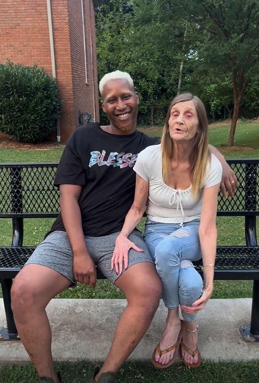 Captura - Mujer será madre con pareja 37 años menor