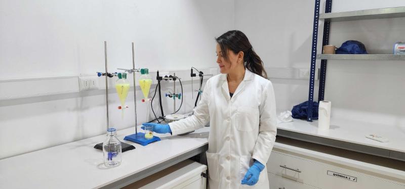 Nanoemulsión: científicos chilenos utilizan cobre para reducir contaminación de vehículos