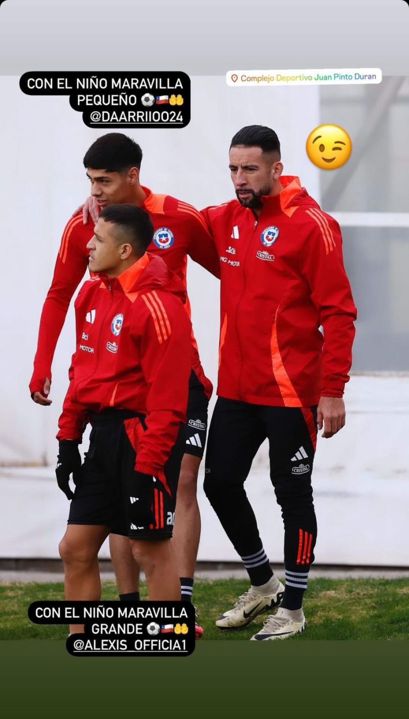 Mauricio Isla junto a Darío Osorio y Alexis Sánchez - Créditos: Instagram