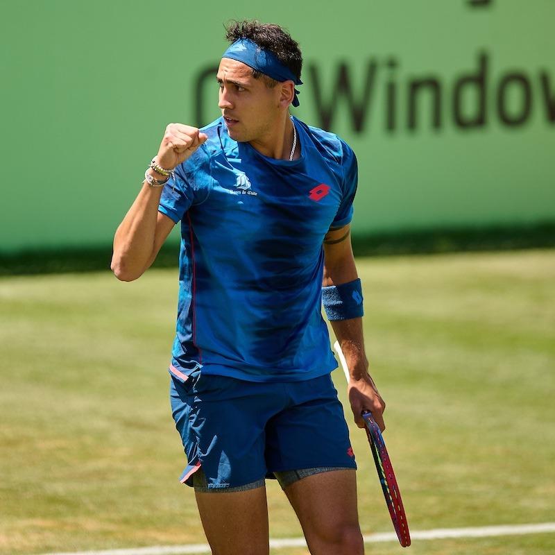 Alejandro Tabilo sigue subiendo en el ranking ATP - Crédito: X @atptour