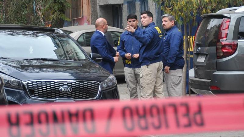 Agencia Uno - PDI investiga denuncia de violación grupal en barrio Yungay