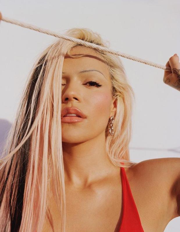 El criticado maquillaje de Karol G - Instagram