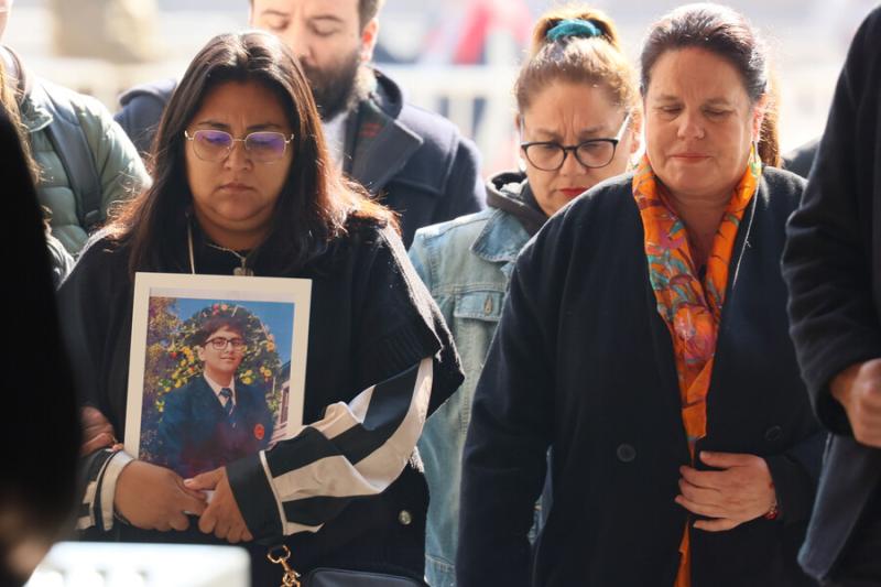 Agencia Uno - Romy Vargas y ministra de Defensa