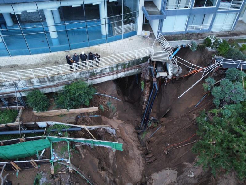 Agencia Uno - Socavón en Reñaca
