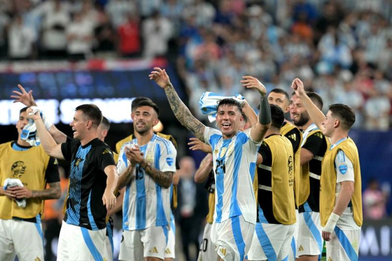 Argentina lidera la clasificación FIFA por delante de Francia y España