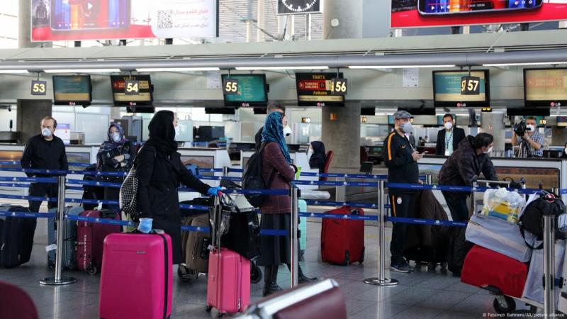 DW - Doble nacionalidad: pros y contras de tener dos pasaportes