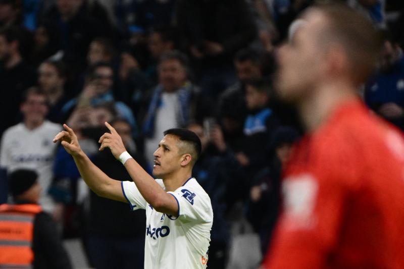 Alexis Sánchez podría volver al Olympique de Marsella - Crédito: AFP