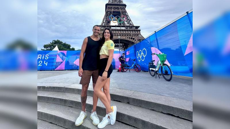 Instagram/_anavieeiraa - Ana Carolina Vieira y su novio Gabriel Santos protagonizaron polémica salida en París 2024