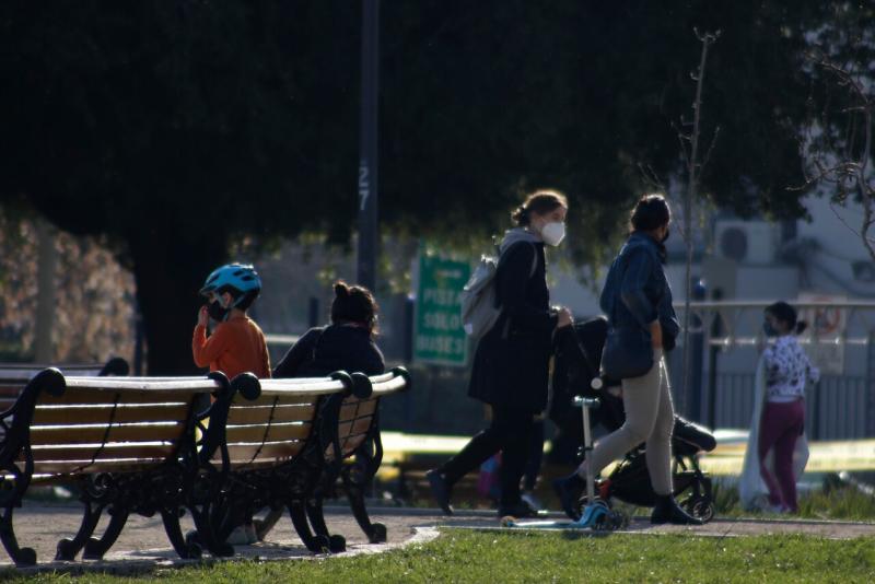 Agencia Uno - Referencial de niños. Abuelos en Suecia podrán cobrar por su cuidado.