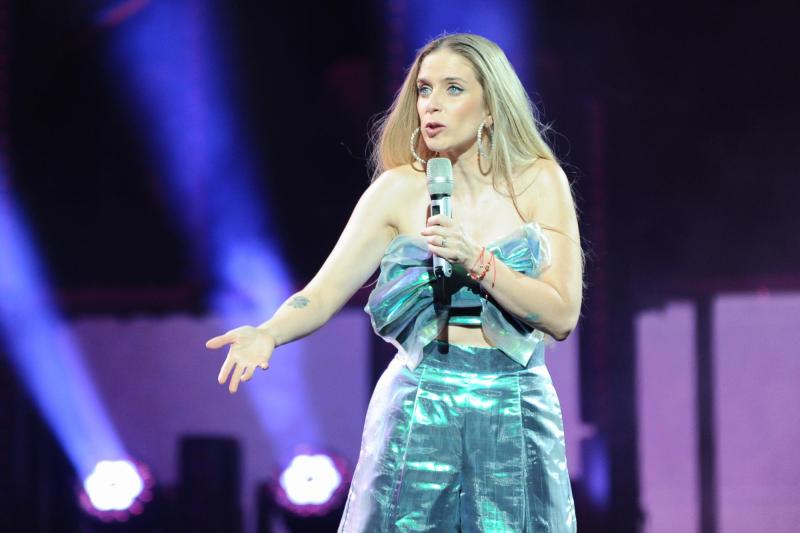 Alison Mandel revela por qué siempre tiene los ojos llorosos - Agencia Uno