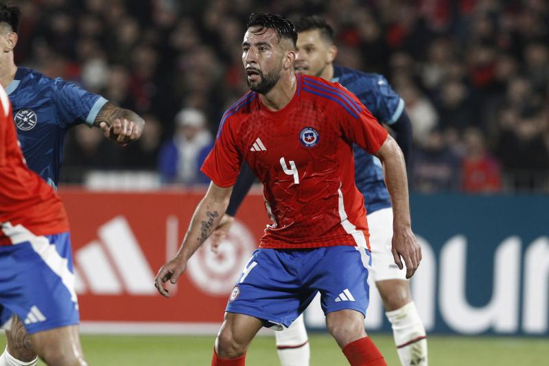 Mauricio Isla vive días claves en la definición de su futuro - Crédito: Agencia UNO