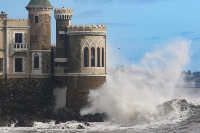 Emiten aviso por marejadas "anormales" - Agencia Uno