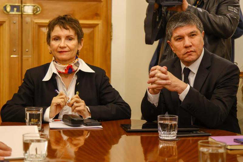 Vicepresidenta Tohá junto a ministro (s) Monsalve - Aton