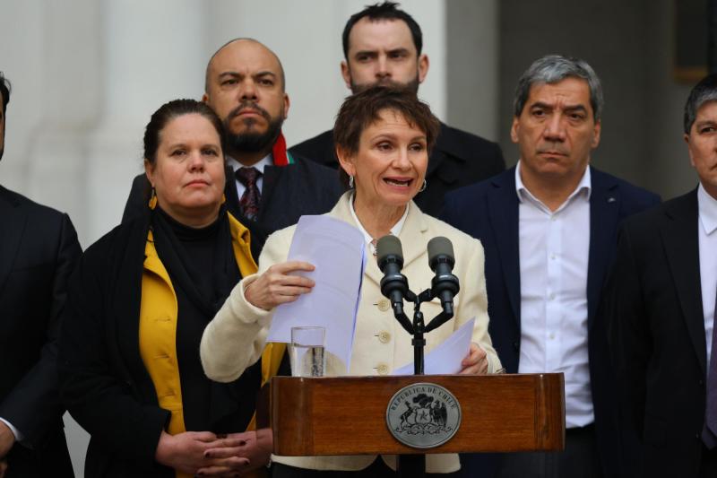 Ministra Carolina Tohá - Aton