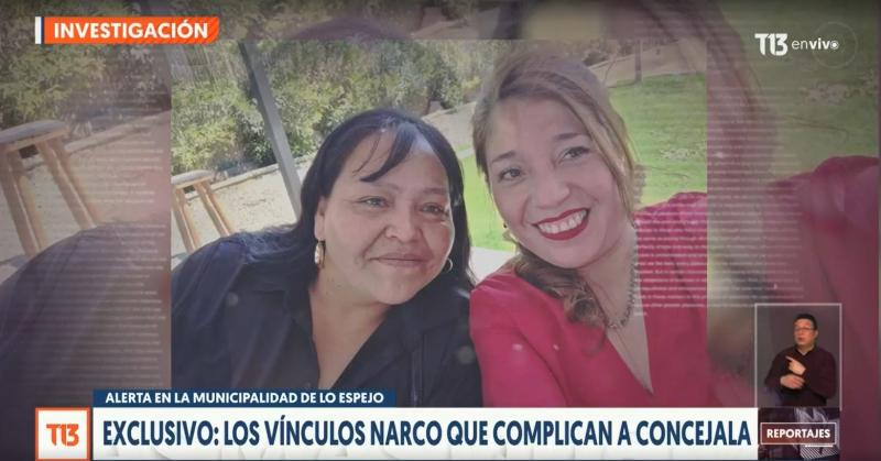 T13 - Carolina Mena, concejala de Lo Espejo, a la derecha de la foto