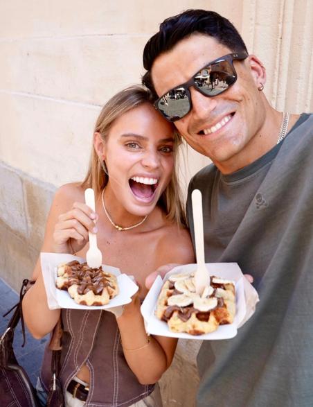 Esteban Grimalt junto a Trinidad de la Noi - Créditos: Instagram @estebangrimaltf