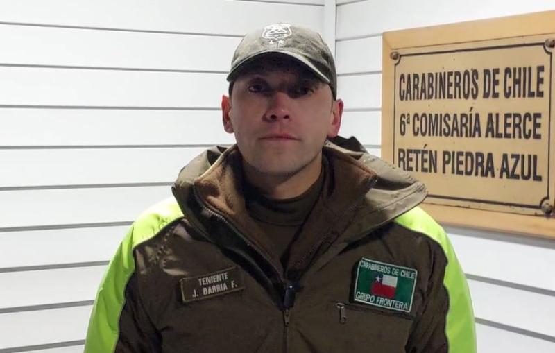 Carabinero rescató a chofer de camión que cayó al mar