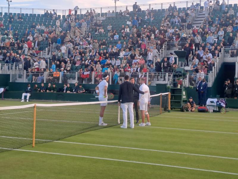 El debut de Alejandro Tabilo se vio interrumpido por la falta de luz - Créditos: @arielago