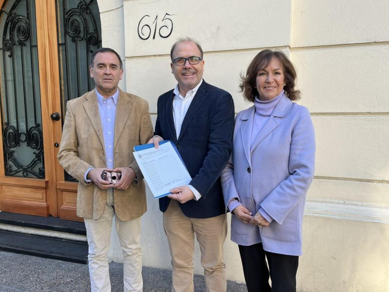 'X' - DC formalizó candidatos en Gobernación Regional