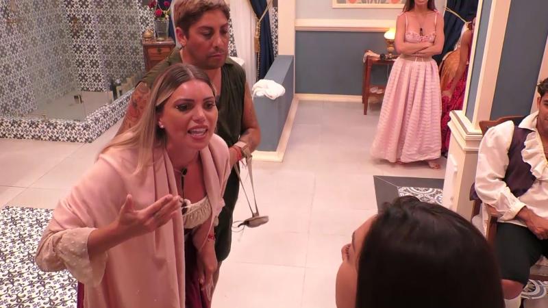 Canal 13 - Faloon peleando con Mariela en '¿Ganar o Servir?'
