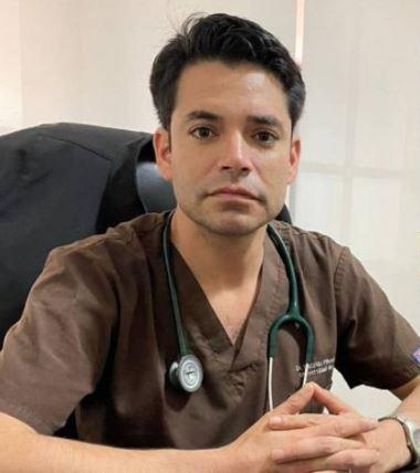 Nicolás Pinochet (36)