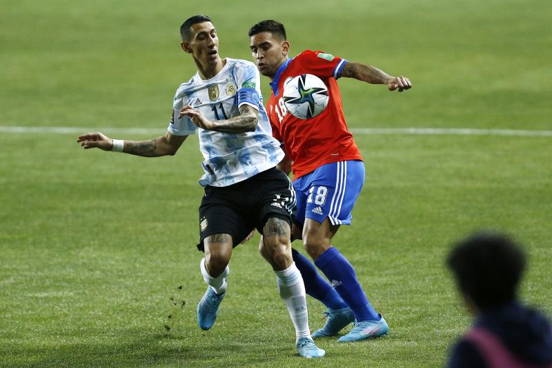 Ángel di María contra Chile. Crédito: Photosport.