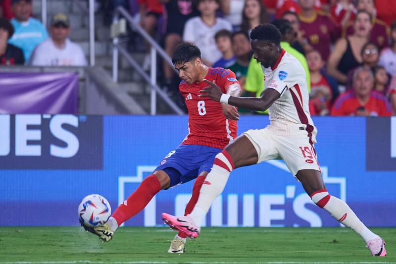 Darío Osorio frente a Canadá - Créditos: Photosport