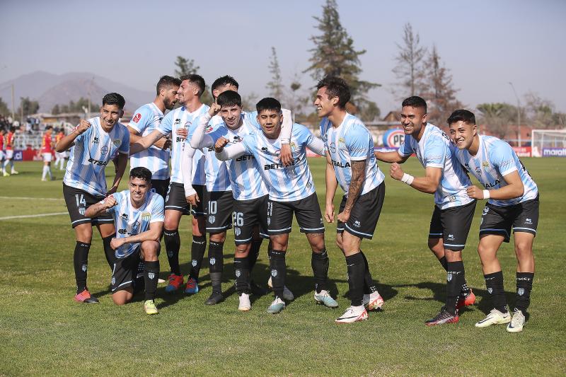 Celebración de Magallanes en Copa Chile. Crédito: Photosport.