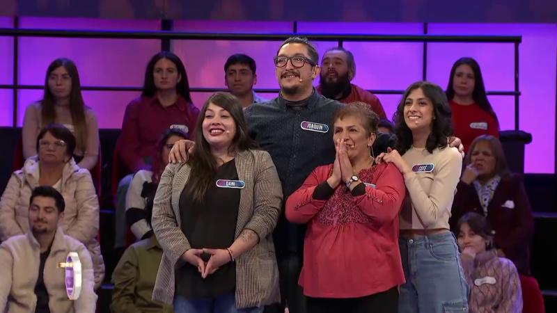 “¡Qué dice Chile!”, con la conducción de Martín Cárcamo, de lunes a viernes a las 19:00 horas por Canal 13.