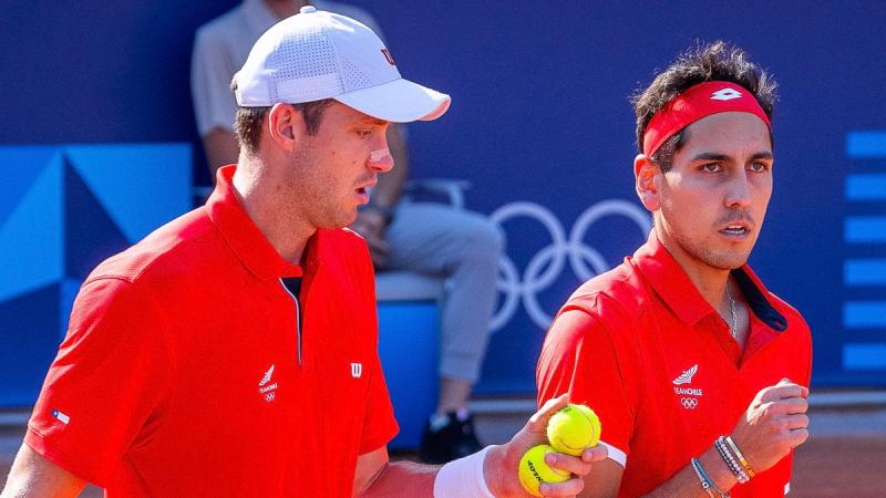@TeamChile_COCH - Nicolás Jarry y Alejandro Tabilo van por los cuartos en dobles en París 2024