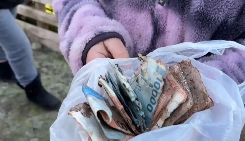 T13 - Billetes destruidos en Curicó