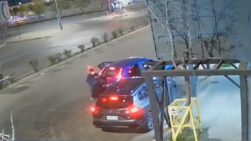 Conductor manejó baleado hasta ex Posta Central - T13