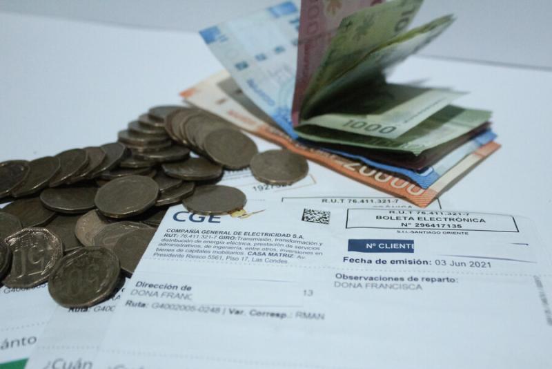 Agencia Uno - Alza en las cuentas de la luz