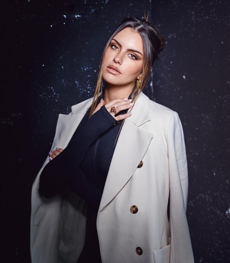 Instagram - Emilia Dides