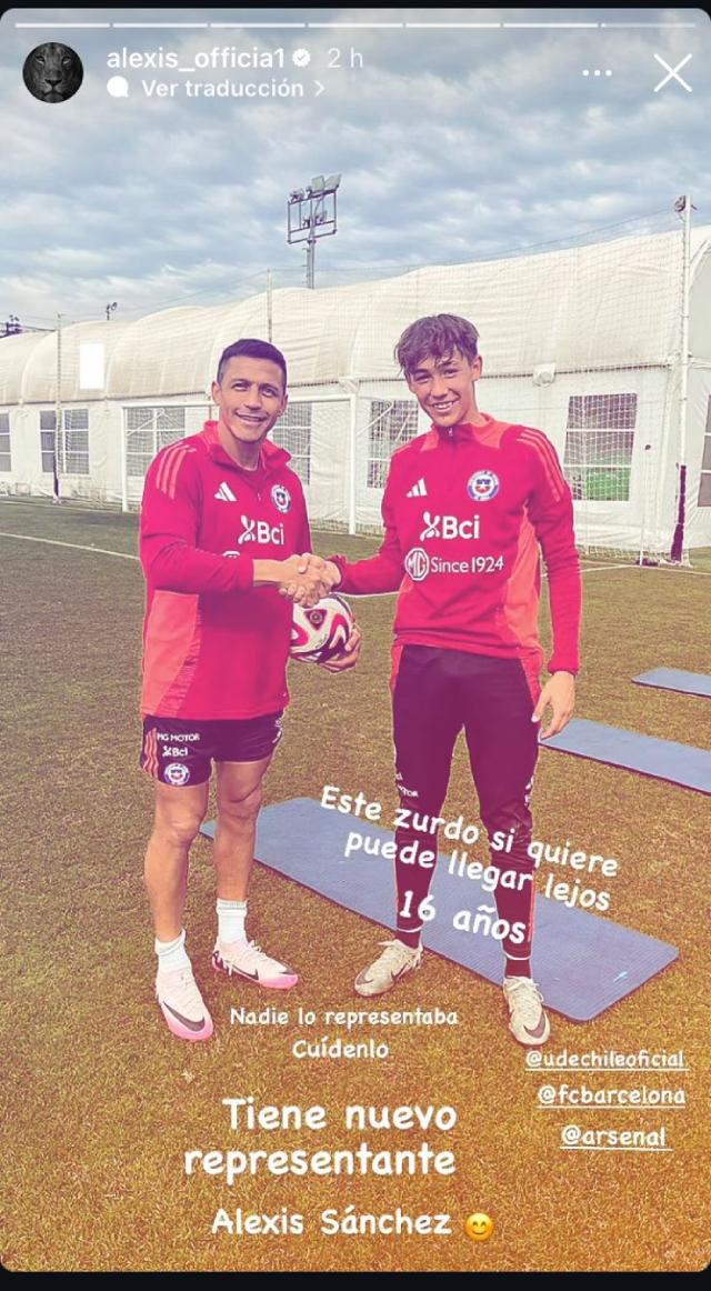 Alexis Sánchez junto a la joya de Magallanes. Crédito: Instagram.