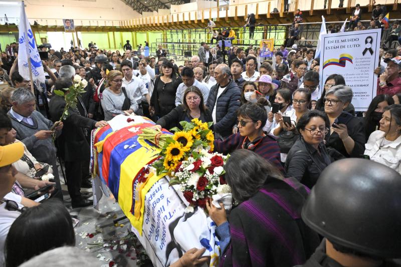 AFP - Ecuador: hasta 34 años de cárcel para cinco responsables del asesinato de candidato presidencial