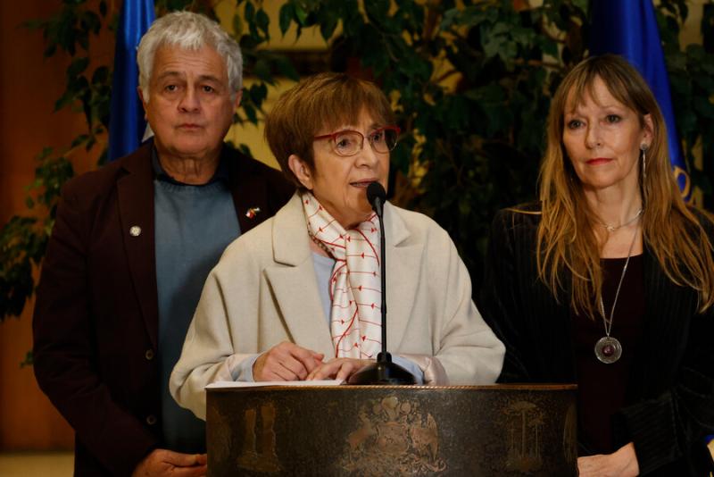 Agencia Uno - Diputada PC Carmen Hertz