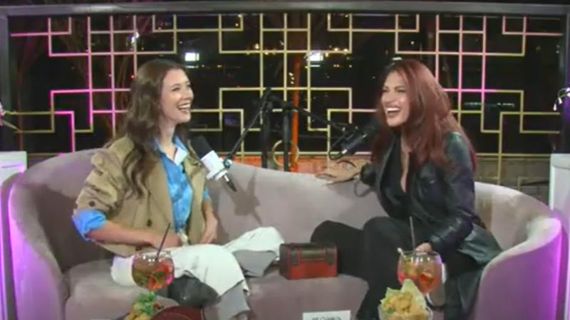 Carla Jara y Karen Paola hablan de Cathy Barriga - YouTube