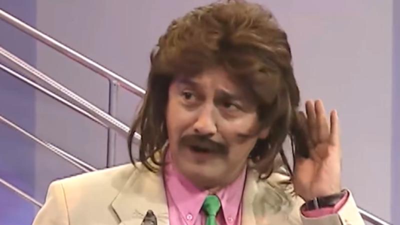 Claudio Reyes como 'Charly Badulaque' - Canal 13