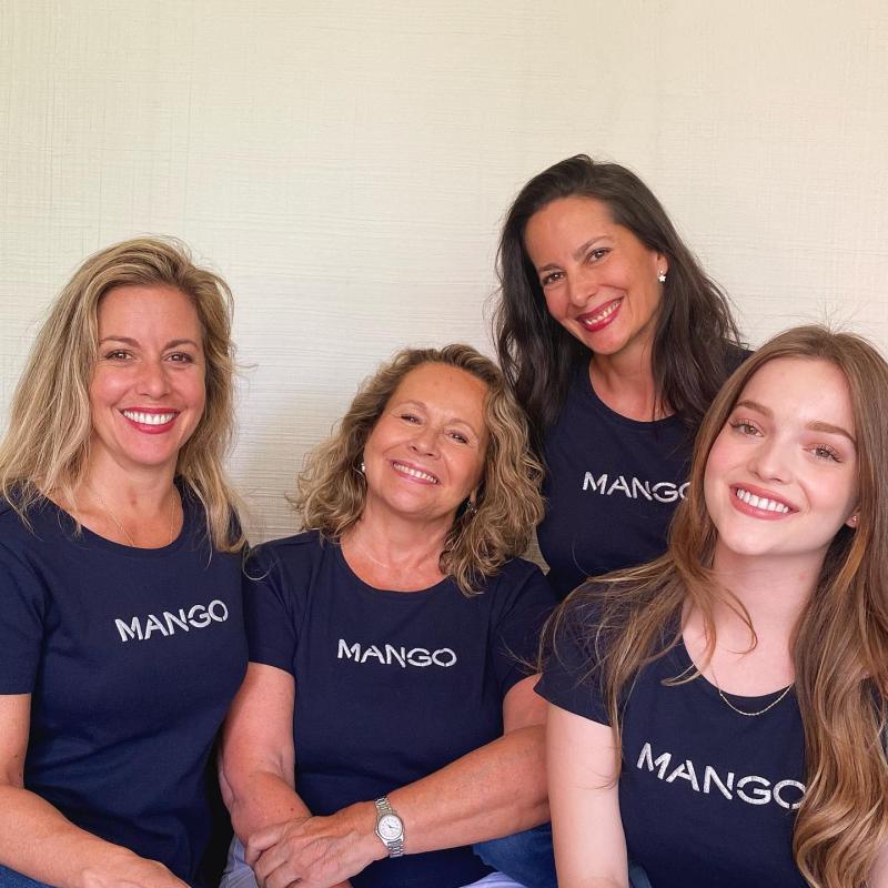 Instagram - Antonia Casanova, con su abuela Eli de Caso, su tía Krishna Navas y su madre Yuyuniz Navas
