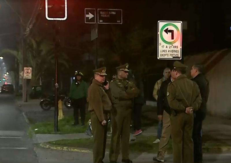T13 - Carabineros en operativo en San Miguel, RM.
