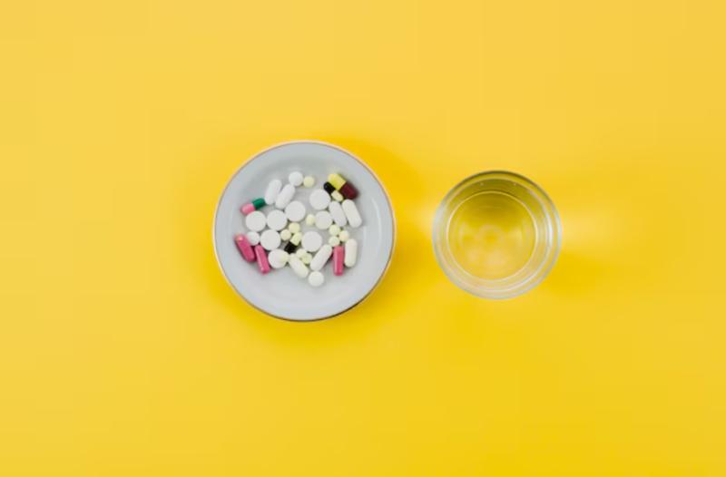 Dimiten jefes de productor de suplementos anticolesterol vinculados a decenas de muertes en Japón