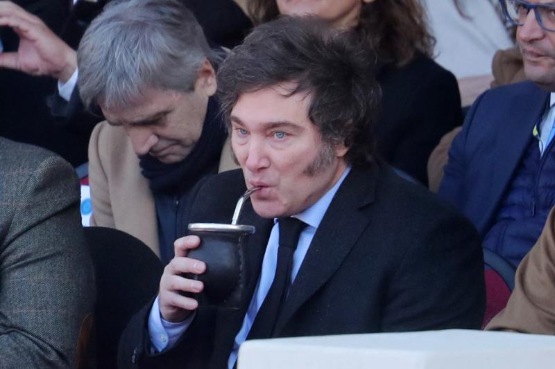 Milei elogia política económica de Chile en visita no oficial a Santiago